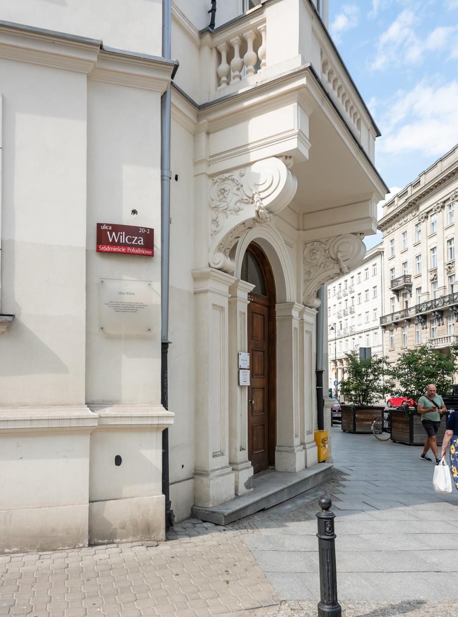 Premium Alice 2 * Warsaw